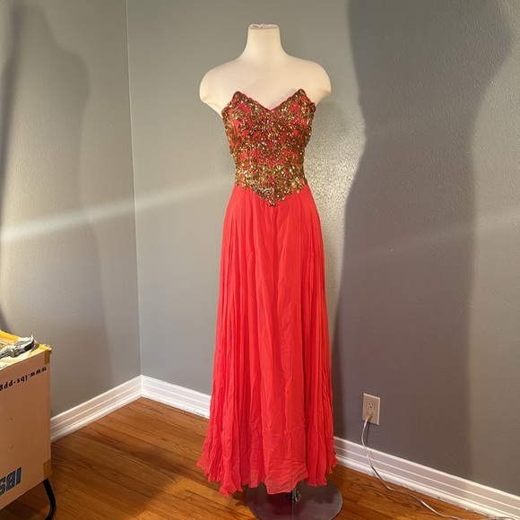 Crosslisted SOLD                Sho Max Originals vintage, 100% pure silk, strap - Picture 3 of 8